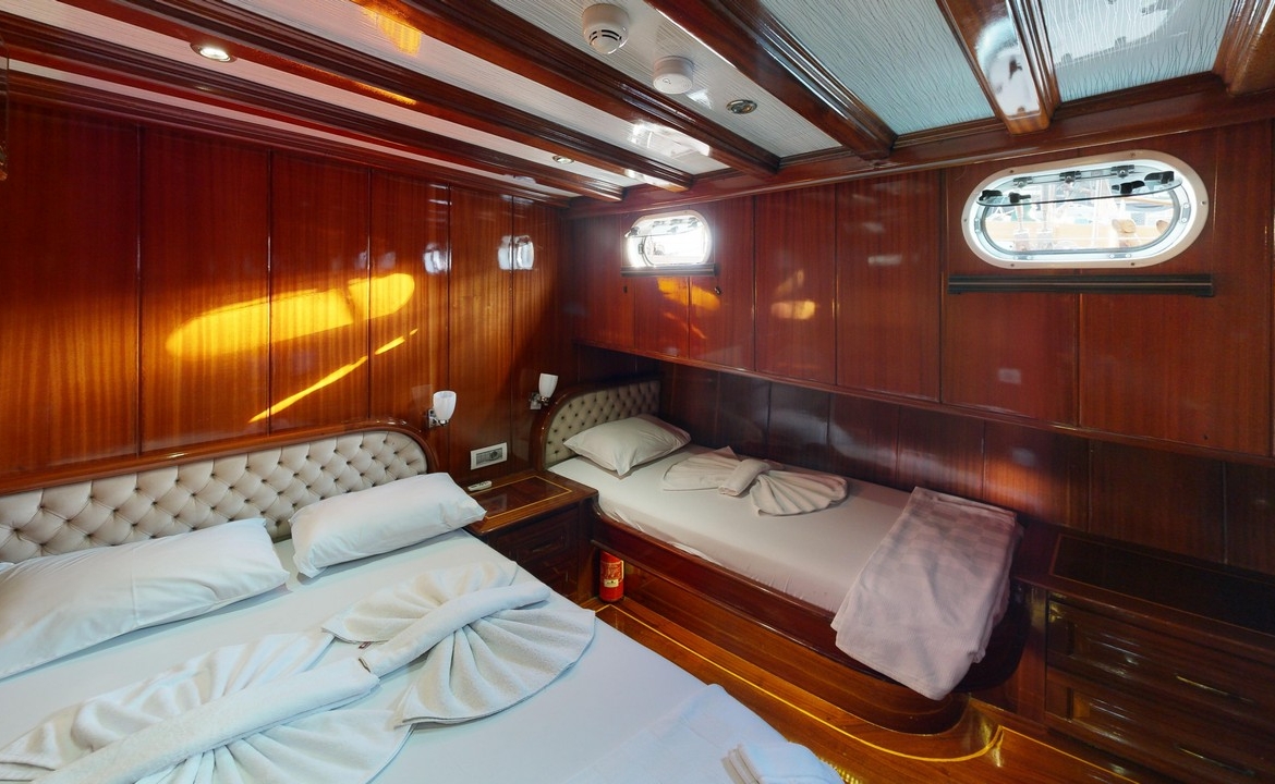 Dear Lila Gulet Fethiye – Lüks Mavi Yolculuk