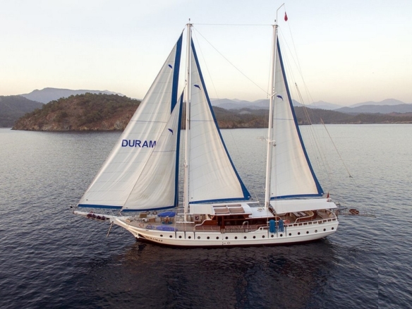 Duramaz Gulet – Fethiye Çıkışlı 6 Kabin Lüks Gulet Kiralama