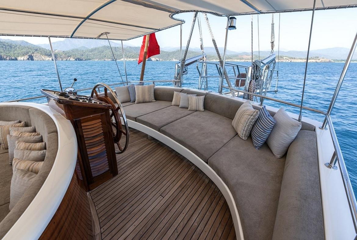 Duramaz Gulet – Fethiye Çıkışlı 6 Kabin Lüks Gulet Kiralama