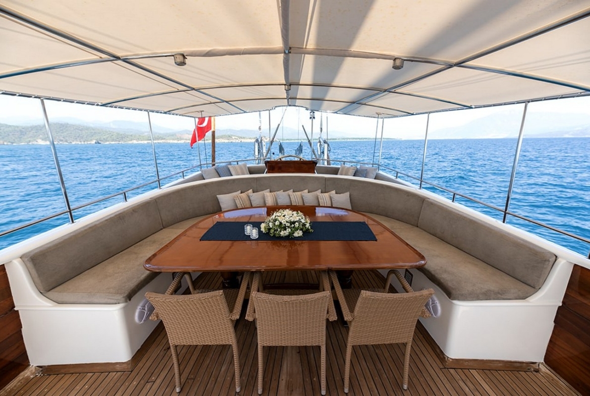 Duramaz Gulet – Fethiye Çıkışlı 6 Kabin Lüks Gulet Kiralama