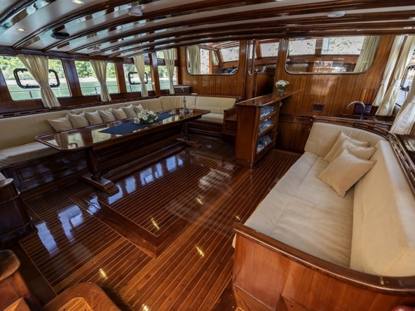 Duramaz Gulet – Fethiye Çıkışlı 6 Kabin Lüks Gulet Kiralama