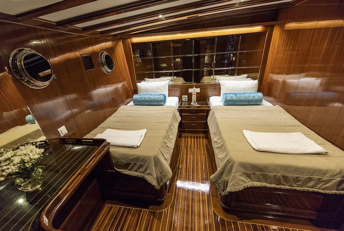 Duramaz Gulet – Fethiye Çıkışlı 6 Kabin Lüks Gulet Kiralama