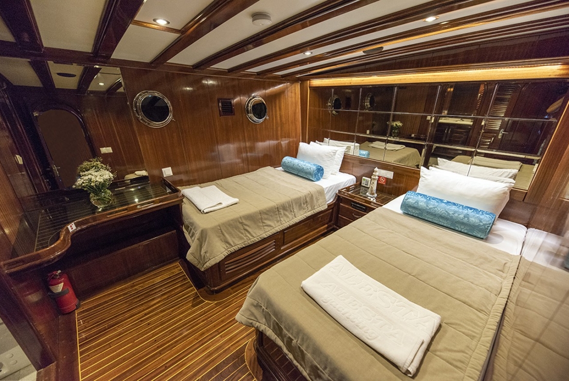 Duramaz Gulet – Fethiye Çıkışlı 6 Kabin Lüks Gulet Kiralama