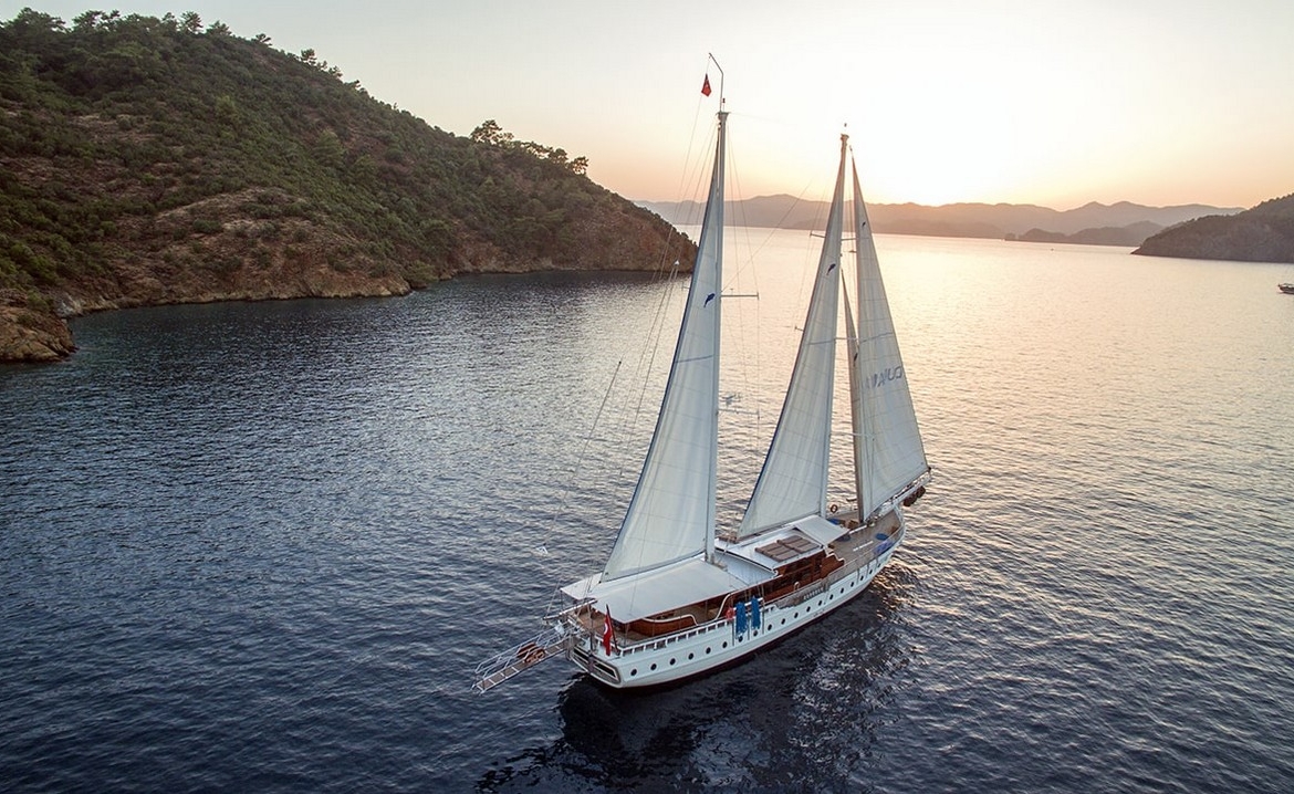 Duramaz Gulet – Fethiye Çıkışlı 6 Kabin Lüks Gulet Kiralama
