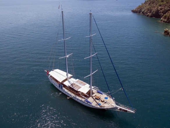 Duramaz Gulet – Fethiye Çıkışlı 6 Kabin Lüks Gulet Kiralama