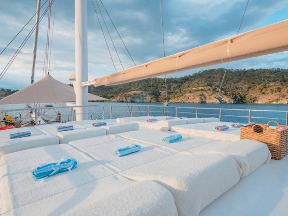 Grand Acar Gulet | Kalabalık Gruplar İçin Lüks Tekne Tatili