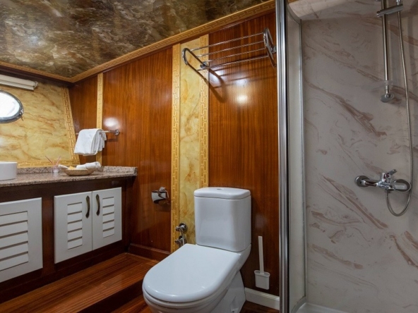 Grand Acar Gulet | Kalabalık Gruplar İçin Lüks Tekne Tatili