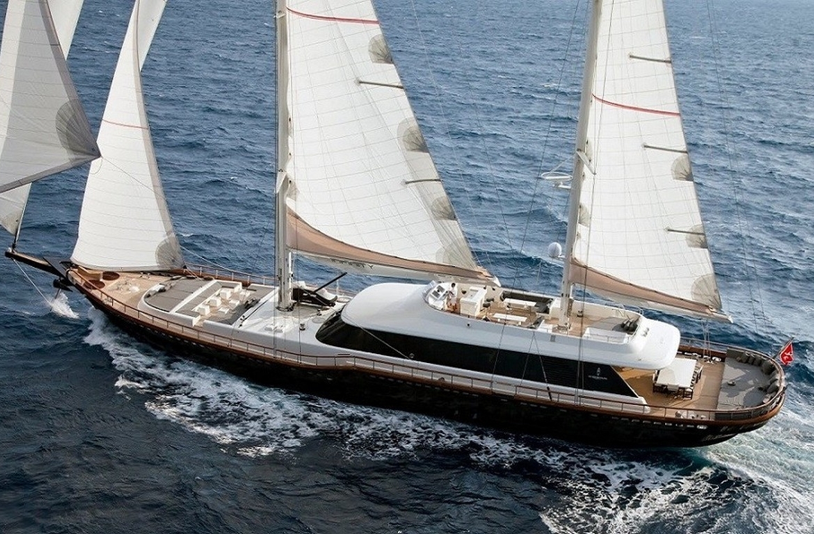 Bodrum’dan başlayan mavi turunuz için 46 m Infinity Gulet. 6 kabin, flybridge, jakuzi ve tüm su sporları ekipmanlarıyla rüya gibi bir Blue Cruise deneyimi.