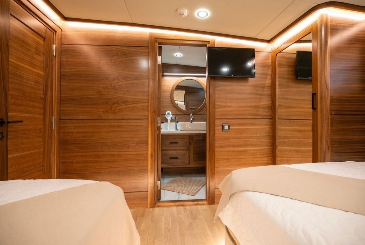 Junior Orcun Gulet – 6 Kabin, 12 Kişilik Lüks Mavi Tur