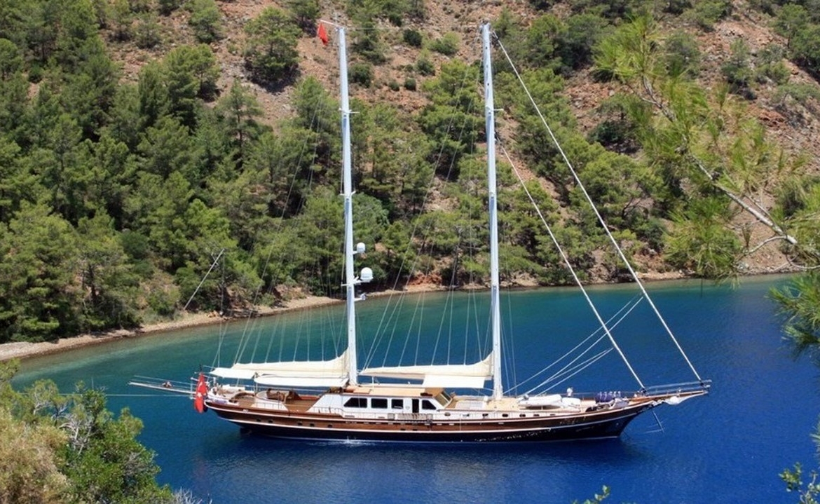 Kaya Güneri 5 – Mavi Yolculukta Deluxe Gulet