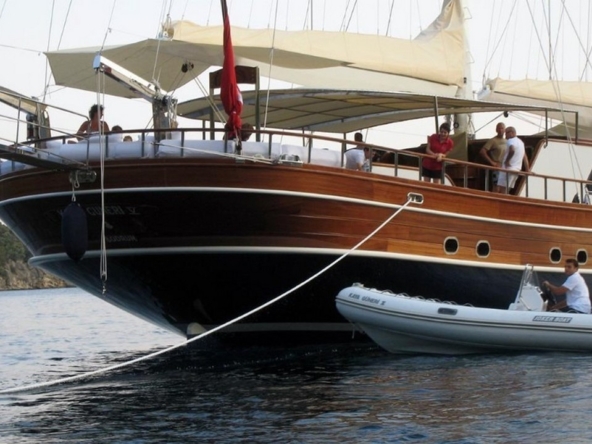 Kaya Güneri 5 – Mavi Yolculukta Deluxe Gulet