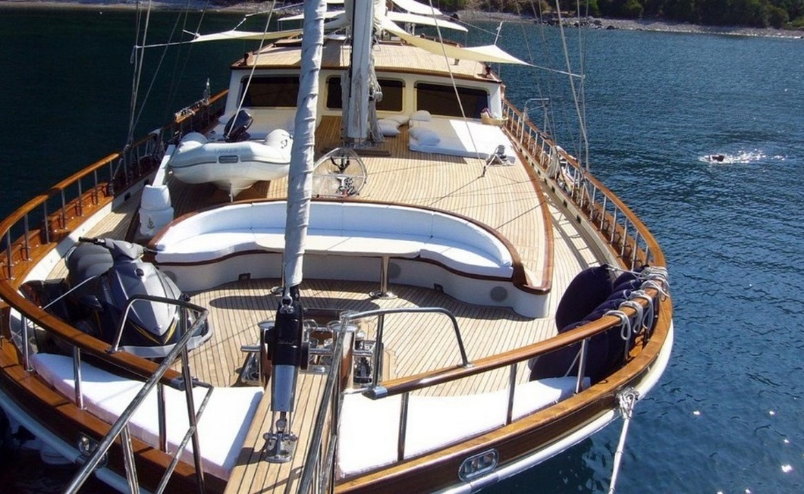 Kaya Güneri 5 – Mavi Yolculukta Deluxe Gulet