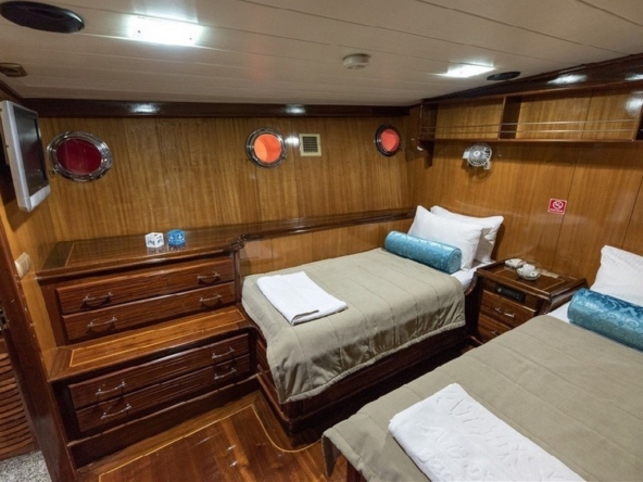 Kayhan 8 – Konforlu 6 Kabinli Lüks Gulet Tatili