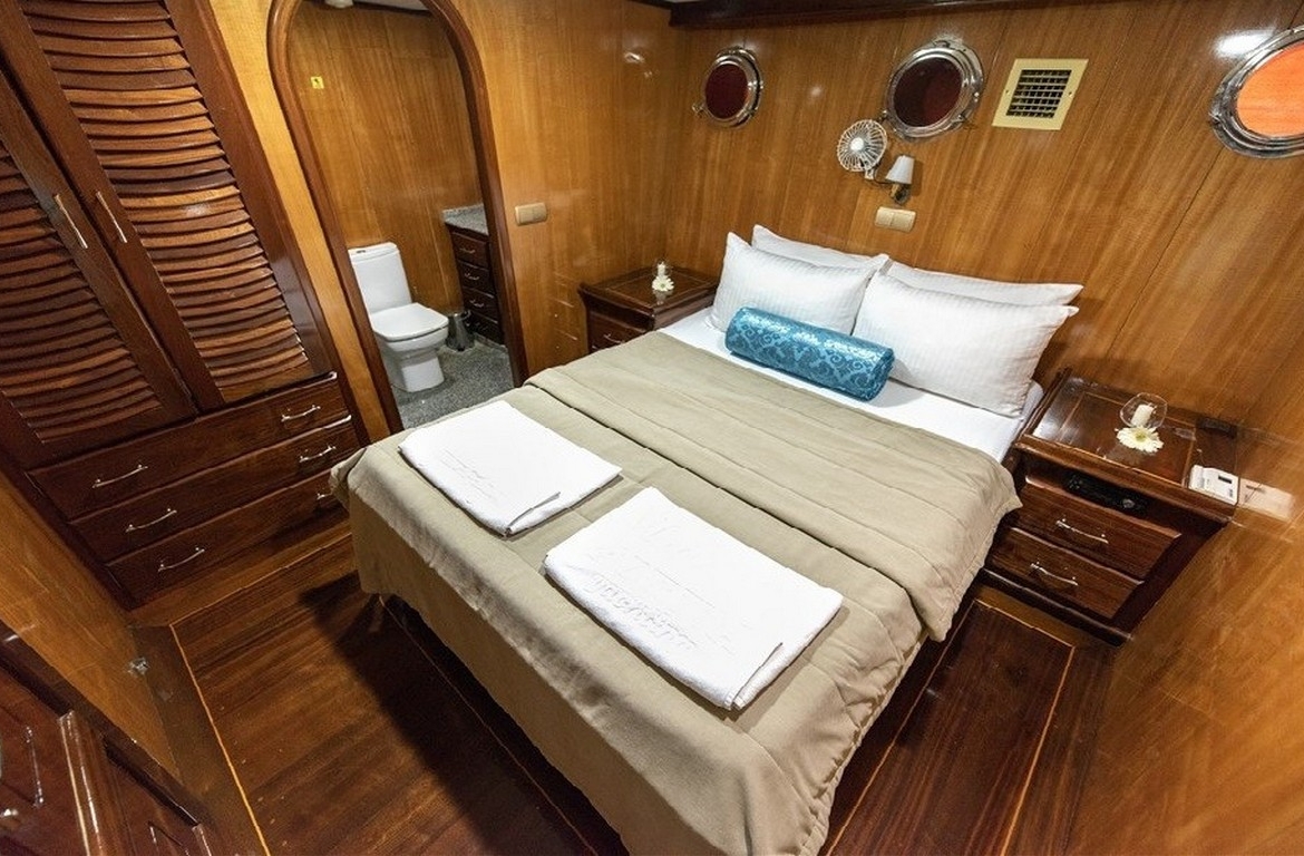 Kayhan 8 – Konforlu 6 Kabinli Lüks Gulet Tatili