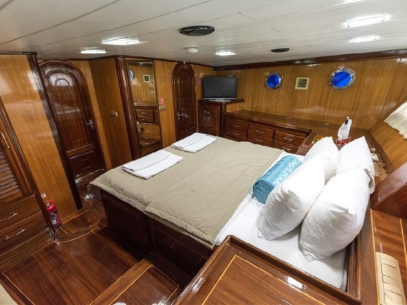 Kayhan 8 – Konforlu 6 Kabinli Lüks Gulet Tatili