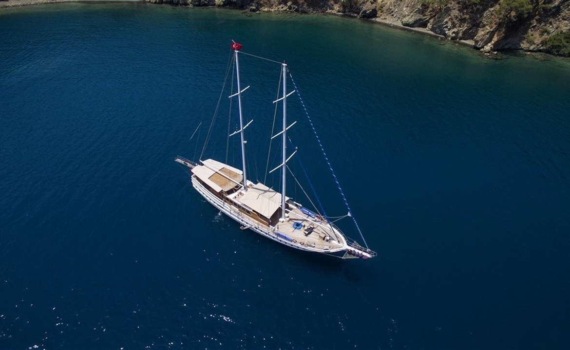 Kayhan 8 – Konforlu 6 Kabinli Lüks Gulet Tatili