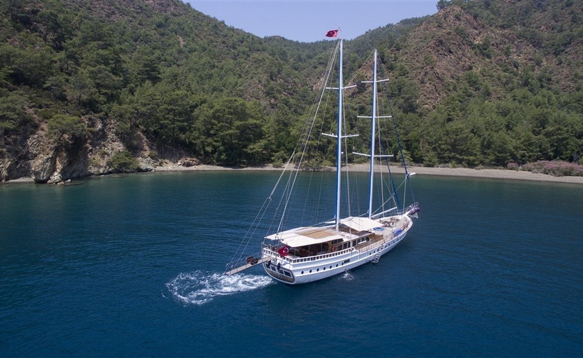 Kayhan 8 – Konforlu 6 Kabinli Lüks Gulet Tatili