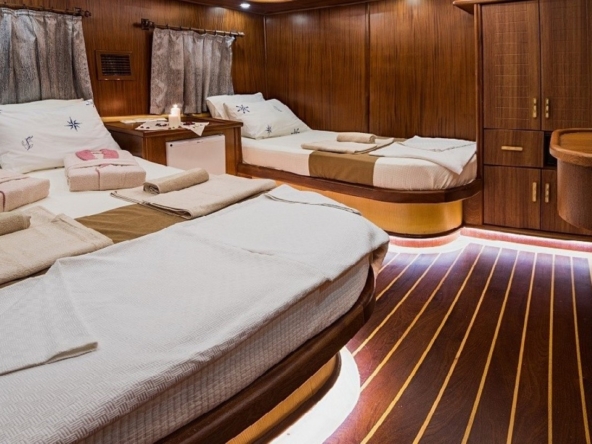 8 kabinli S Nur Taylan ile Marmaris, Göcek ve Datça koylarında su sporları, konfor ve lüks bir mavi yolculuk deneyimi.