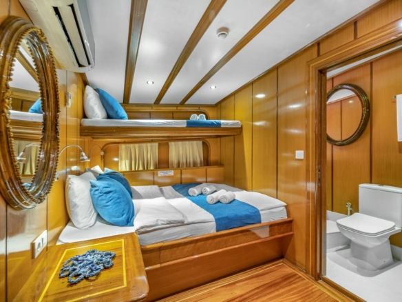 Tersane 8 Kiralık Gulet 14 kabinli 32 Kişi Kapasiteli, arkadaşlar veya aileler için Akdeniz’de premium deniz tatili ve özel rotalar sunar.