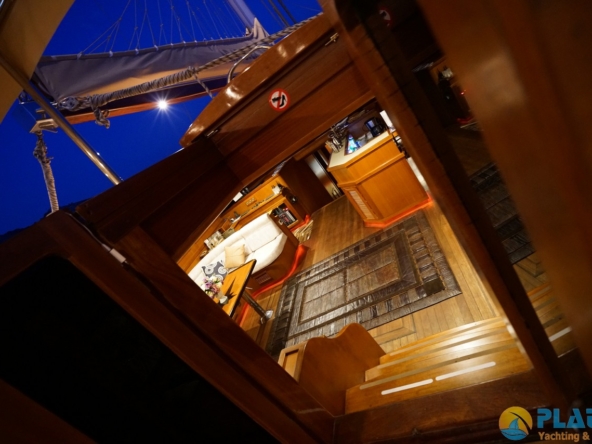 Arabella Yat Gulet Tekne Kiralik Luks Platin Yatçılık