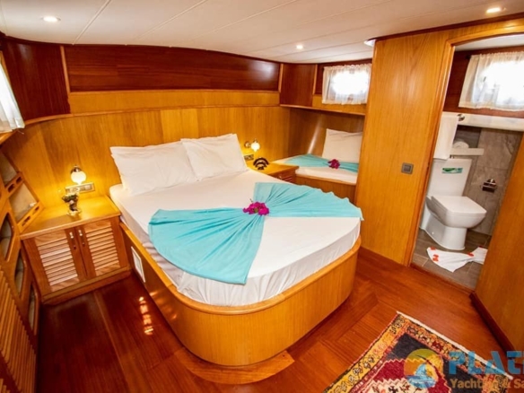 Kiralık 6 Kişilik 3 Kabin küçük Tekne Yat Gulet Fethiye