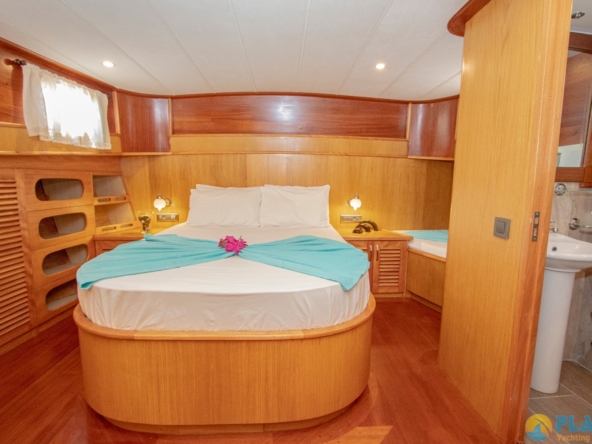 Kiralık 6 Kişilik 3 Kabin küçük Tekne Yat Gulet Fethiye 3