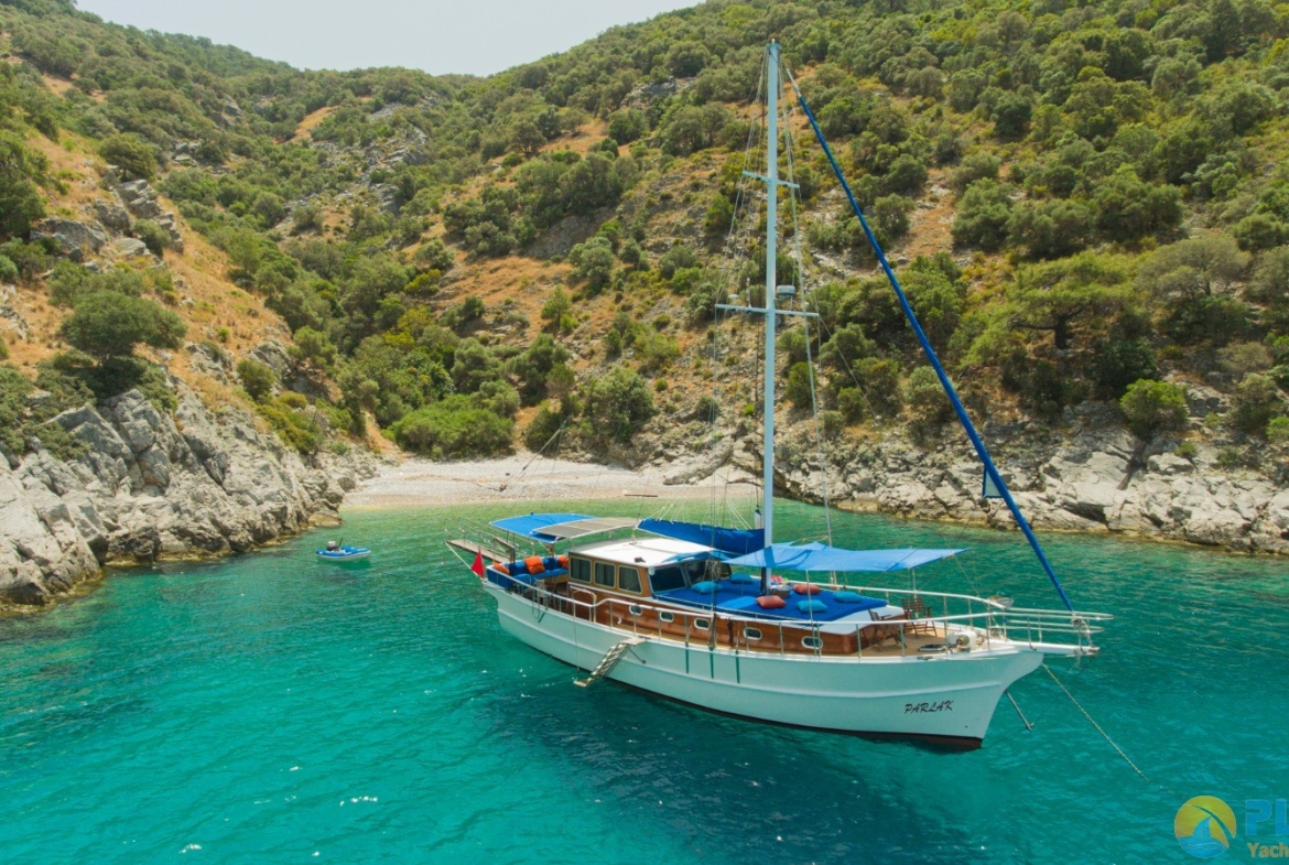 Kiralık 6 Kişilik 3 Kabin küçük Tekne Yat Gulet Fethiye 3