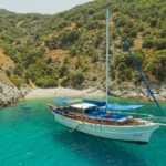 Kiralık 6 Kişilik 3 Kabin küçük Tekne Yat Gulet Fethiye 3