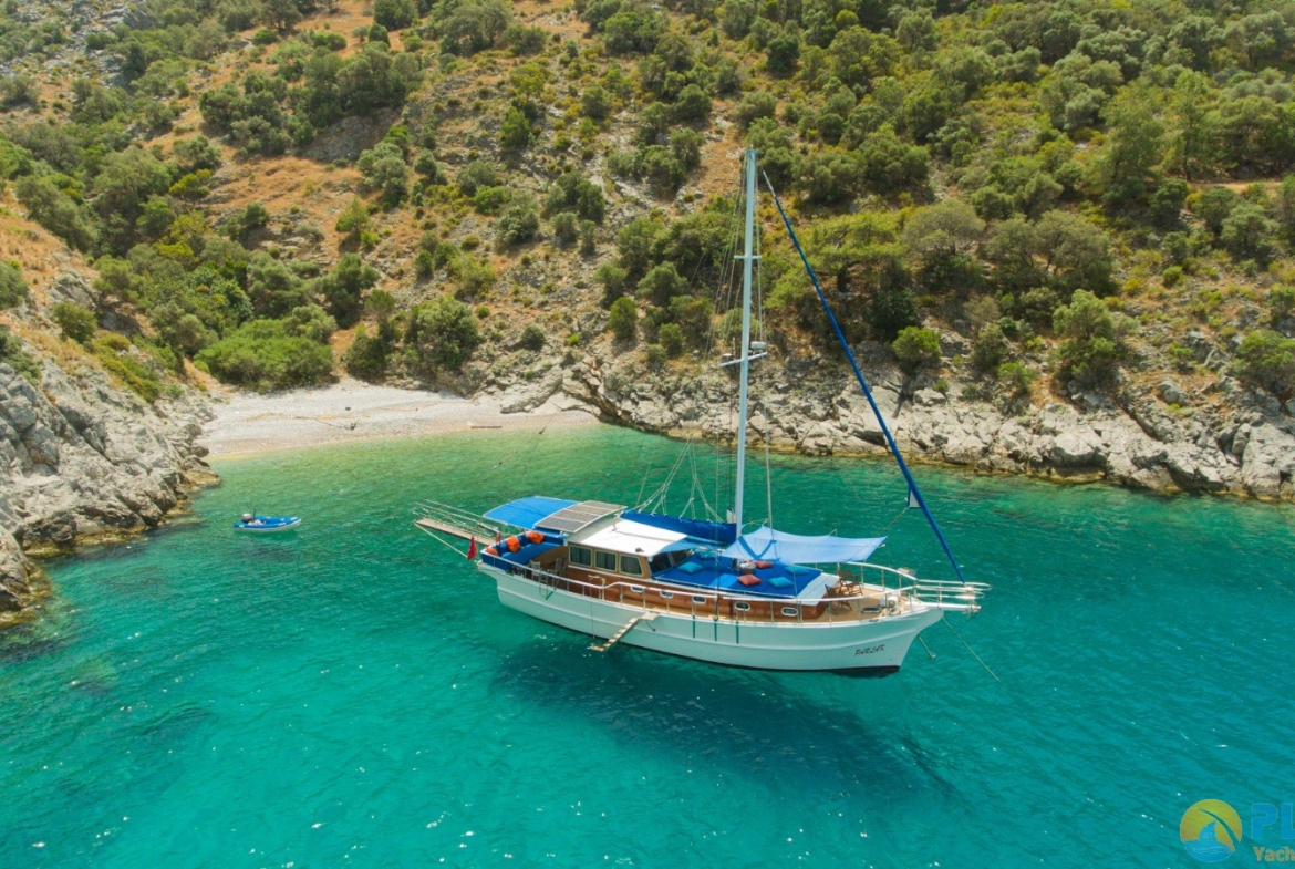 Kiralık 6 Kişilik 3 Kabin küçük Tekne Yat Gulet Fethiye 3