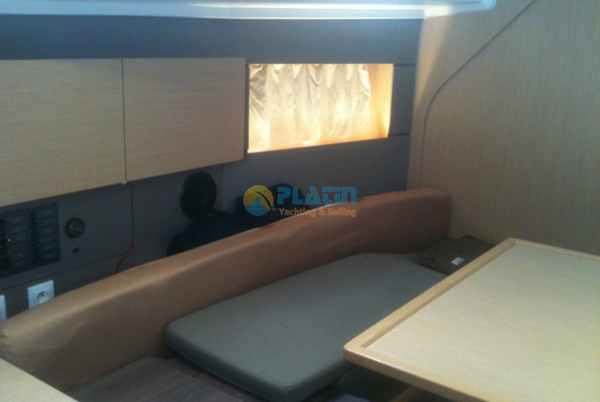 Oceanis 38 Kiralık Yelkenli Bareboat