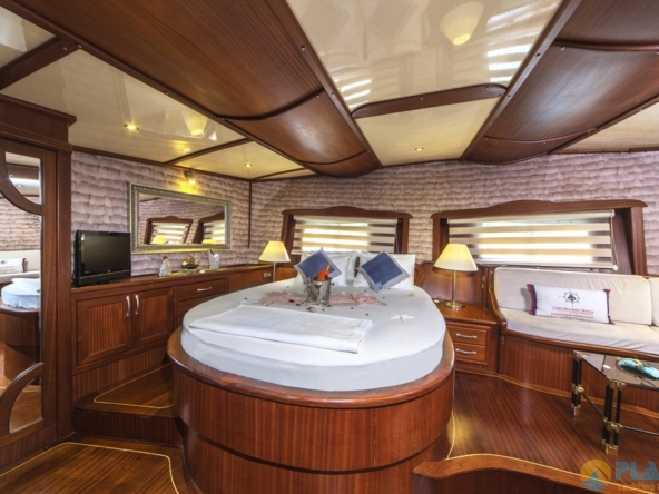 Remzi Yılmaz Kiralık Gulet Tekne Yat Mavi Yolculuk