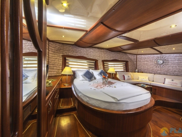 Remzi Yılmaz Kiralık Gulet Tekne Yat Mavi Yolculuk