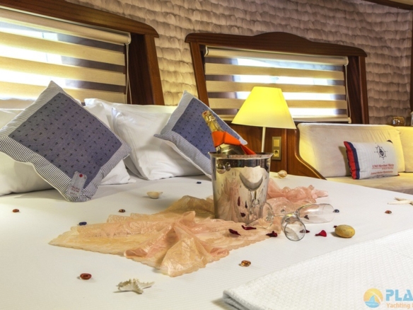 Remzi Yılmaz Kiralık Gulet Tekne Yat Mavi Yolculuk
