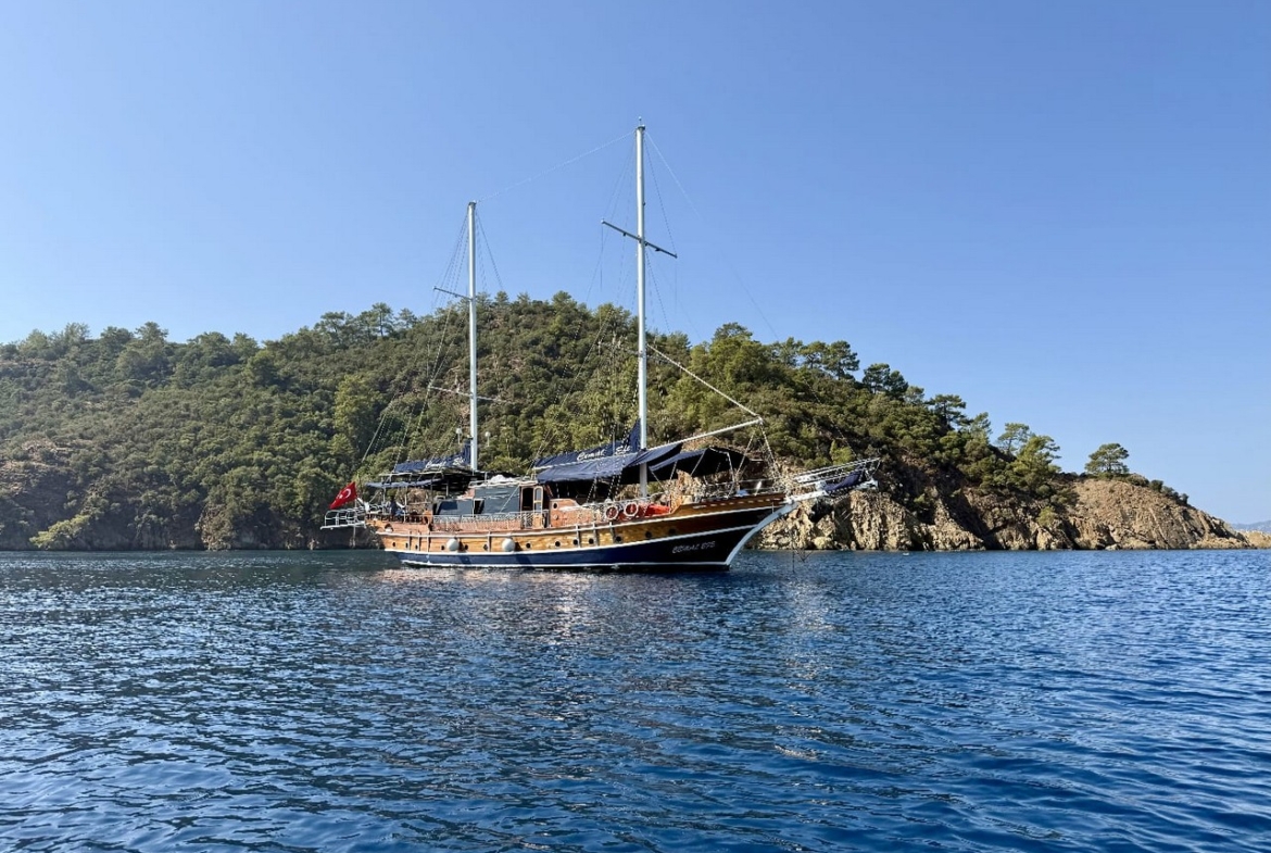 Cemal Efe Gulet Kiralama | Fethiye Çıkışlı Ekonomik Mavi Yolculuk