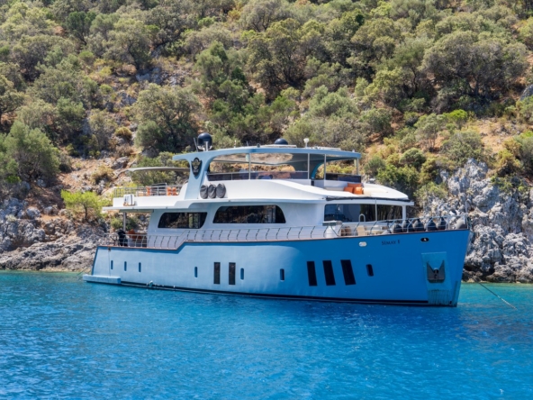 Fethiye Trawler Kiralama | Simay F ile Premium Deniz Tatili
