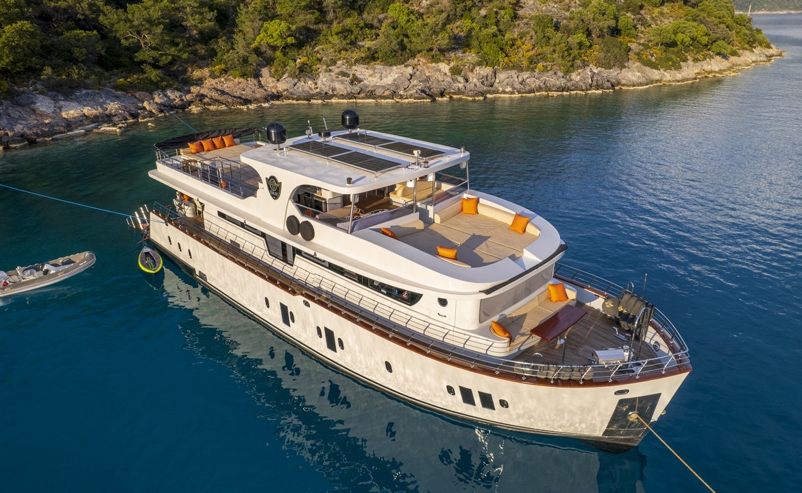 Simay S Trawler Kiralama | Lüks Haftalık Mavi Yolculuk