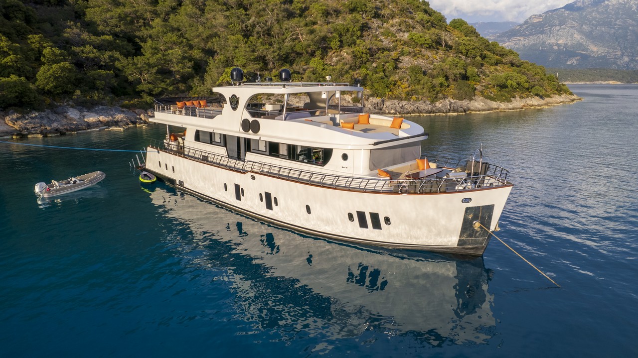 Simay S Trawler Kiralama | Lüks Haftalık Mavi Yolculuk
