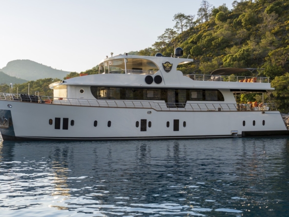 Simay S Trawler Kiralama | Lüks Haftalık Mavi Yolculuk