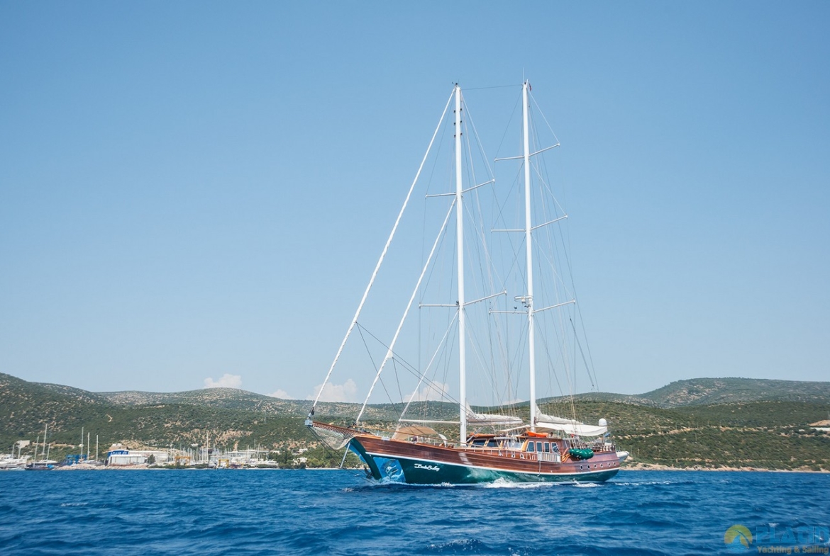 Bedia Sultan Kiralık Gulet Yat Tekne Mavi Yolculuk Tur