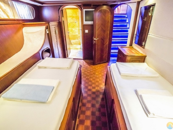 Esma Sultan 2 Kiralık Gulet Yat Tekne Mavi Yolculuk Tur