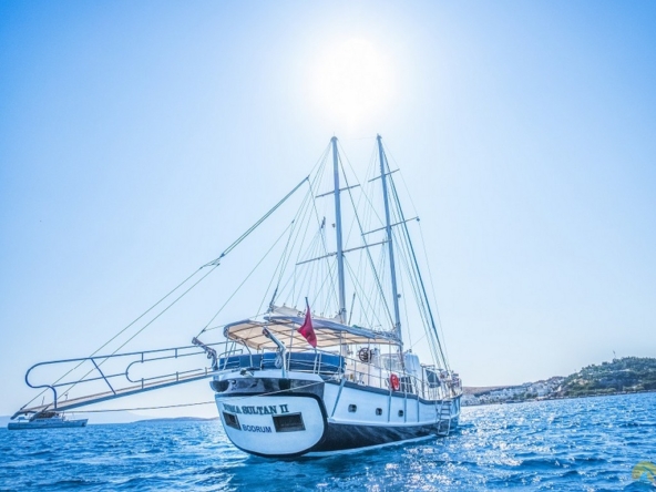 Esma Sultan 2 Kiralık Gulet Yat Tekne Mavi Yolculuk Tur