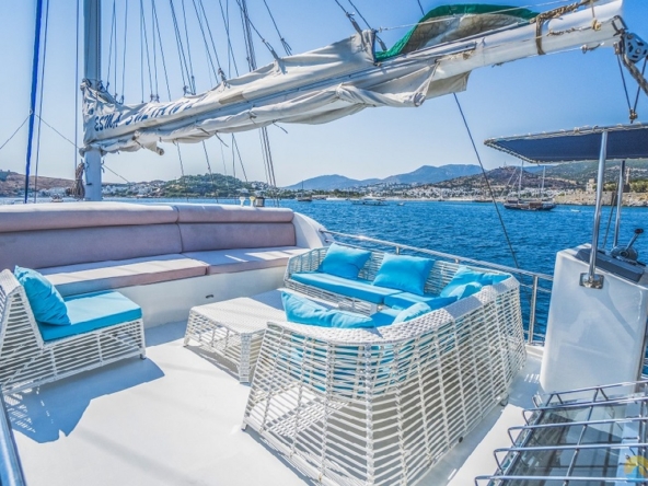 Esma Sultan 2 Kiralık Gulet Yat Tekne Mavi Yolculuk Tur