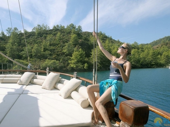 Kaptan Kadir Gulet Yat Tekne Mavi Yolculuk Yat Tekne Kiralama