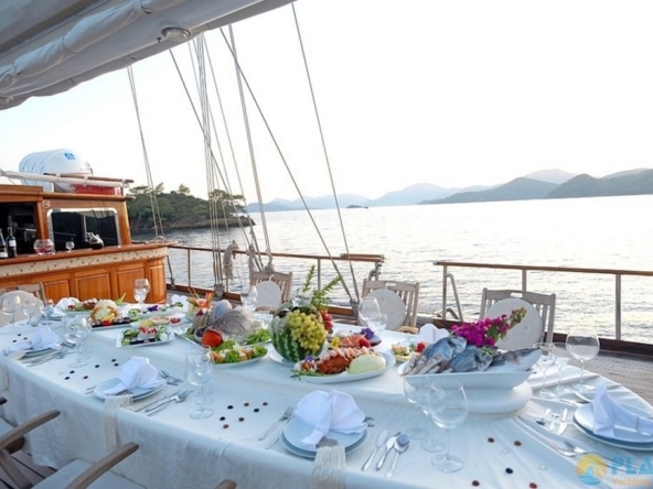 Kaptan Kadir Gulet Yat Tekne Mavi Yolculuk Yat Tekne Kiralama