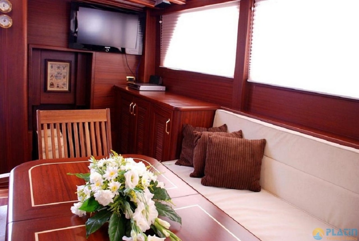 Primadonna Kiralik Yat Tekne Gulet Mavi Yolculuk