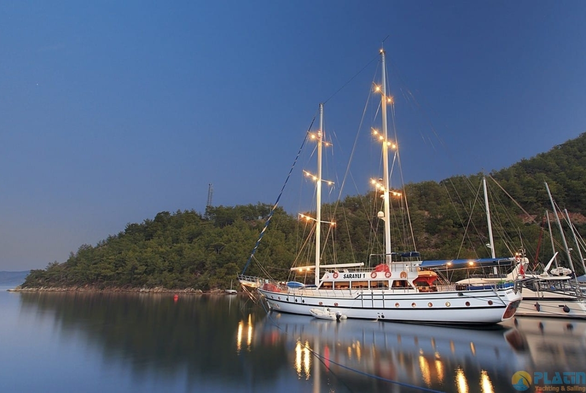 Saraylı 1 Yat Tekne Gulet Kiralama Mavi Yolculuk