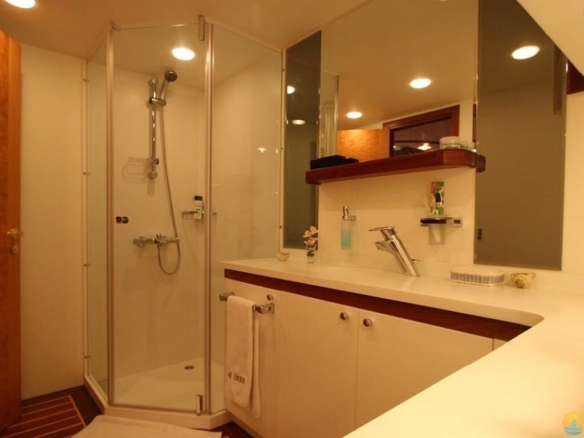 Serenity 86 Yat Tekne Gulet Kiralama Mavi Yolculuk