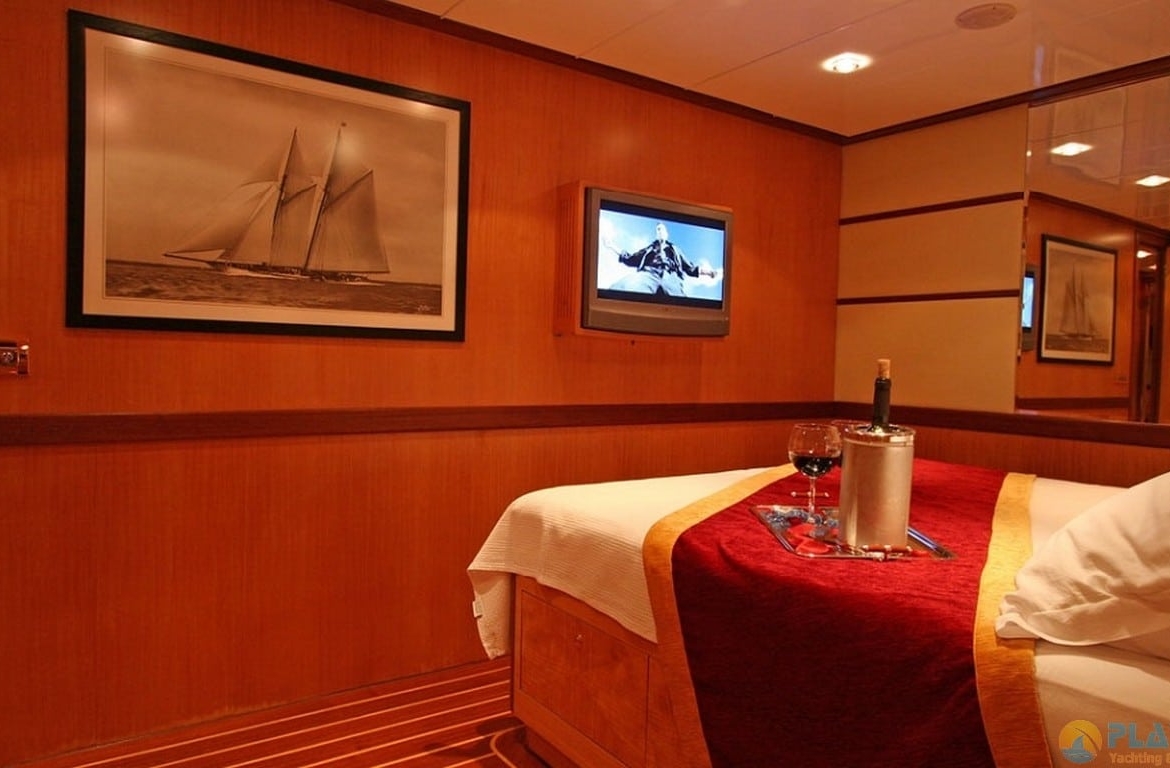 Serenity 86 Yat Tekne Gulet Kiralama Mavi Yolculuk