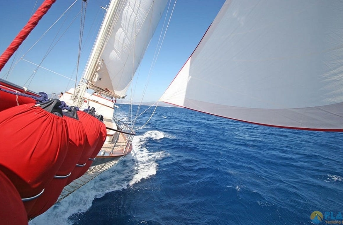 Serenity 86 Yat Tekne Gulet Kiralama Mavi Yolculuk