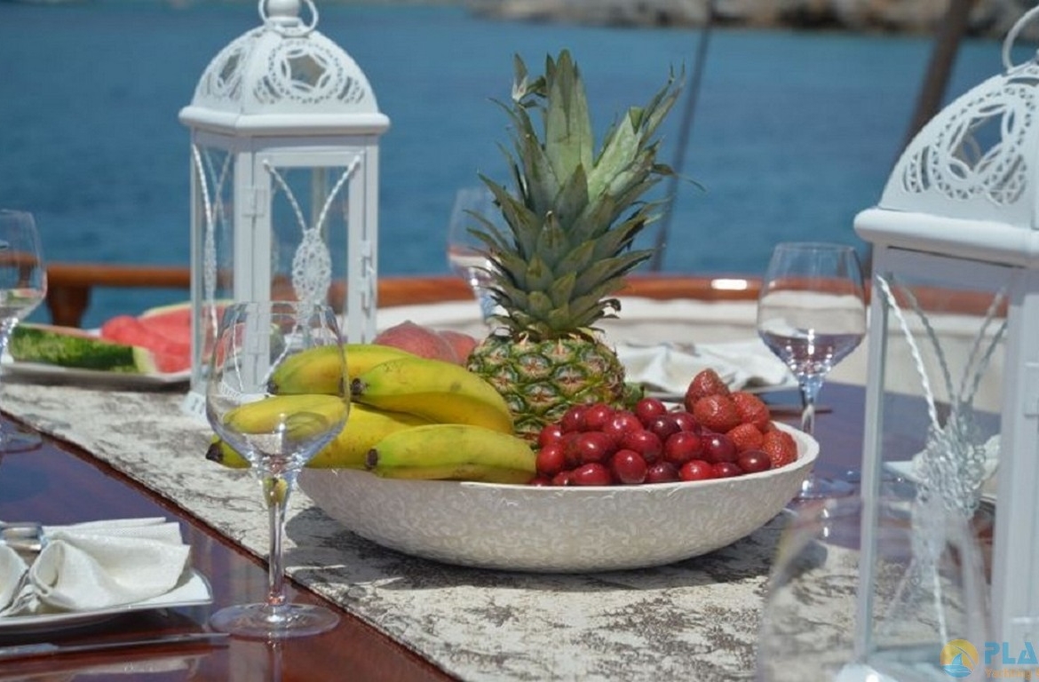 Smyrna Yat Tekne Gulet Kiralama Mavi Yolculuk